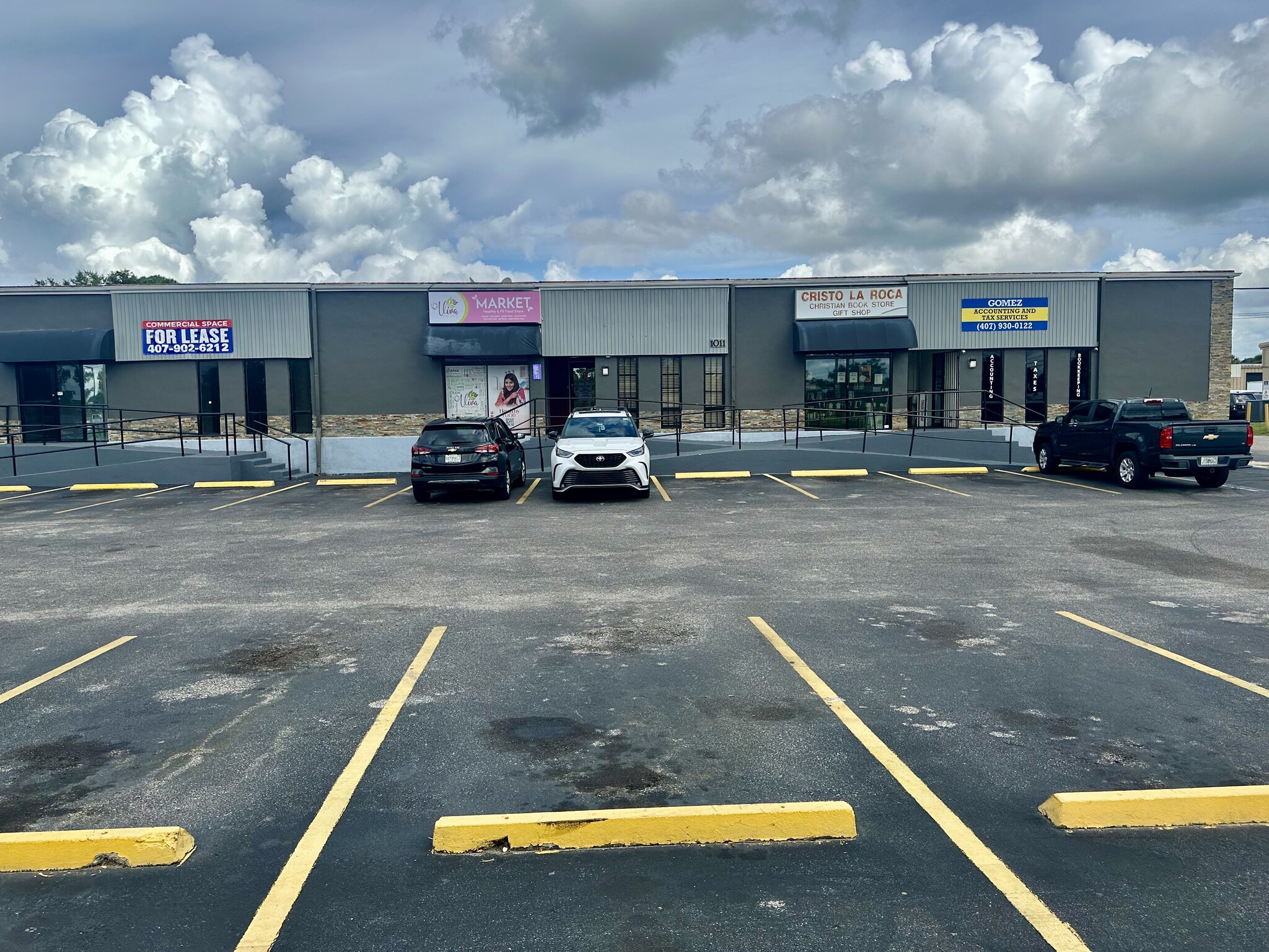 1011 W Lancaster Rd, Orlando, FL for Sale