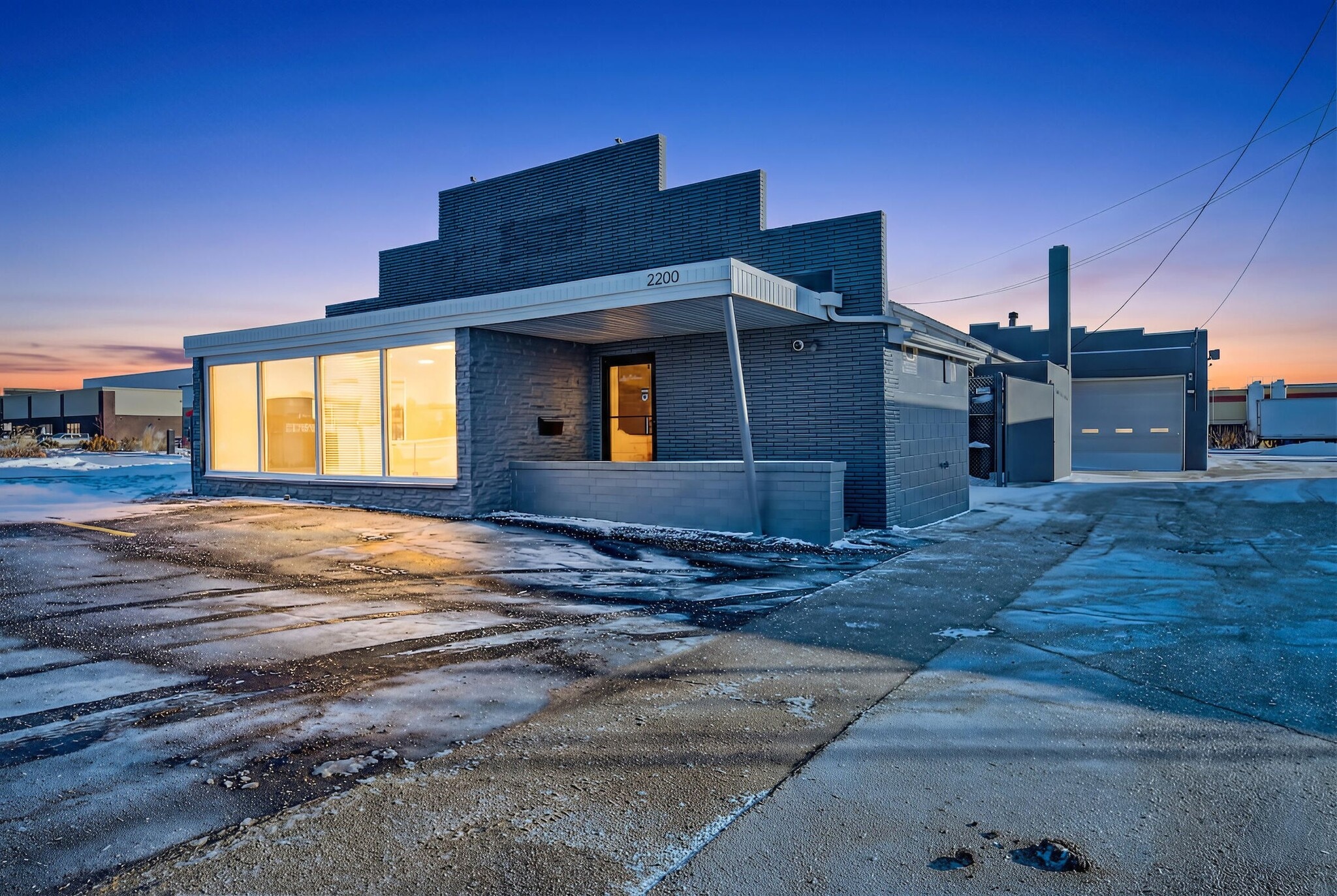 2200 S Miller Pky, Milwaukee, WI for Sale