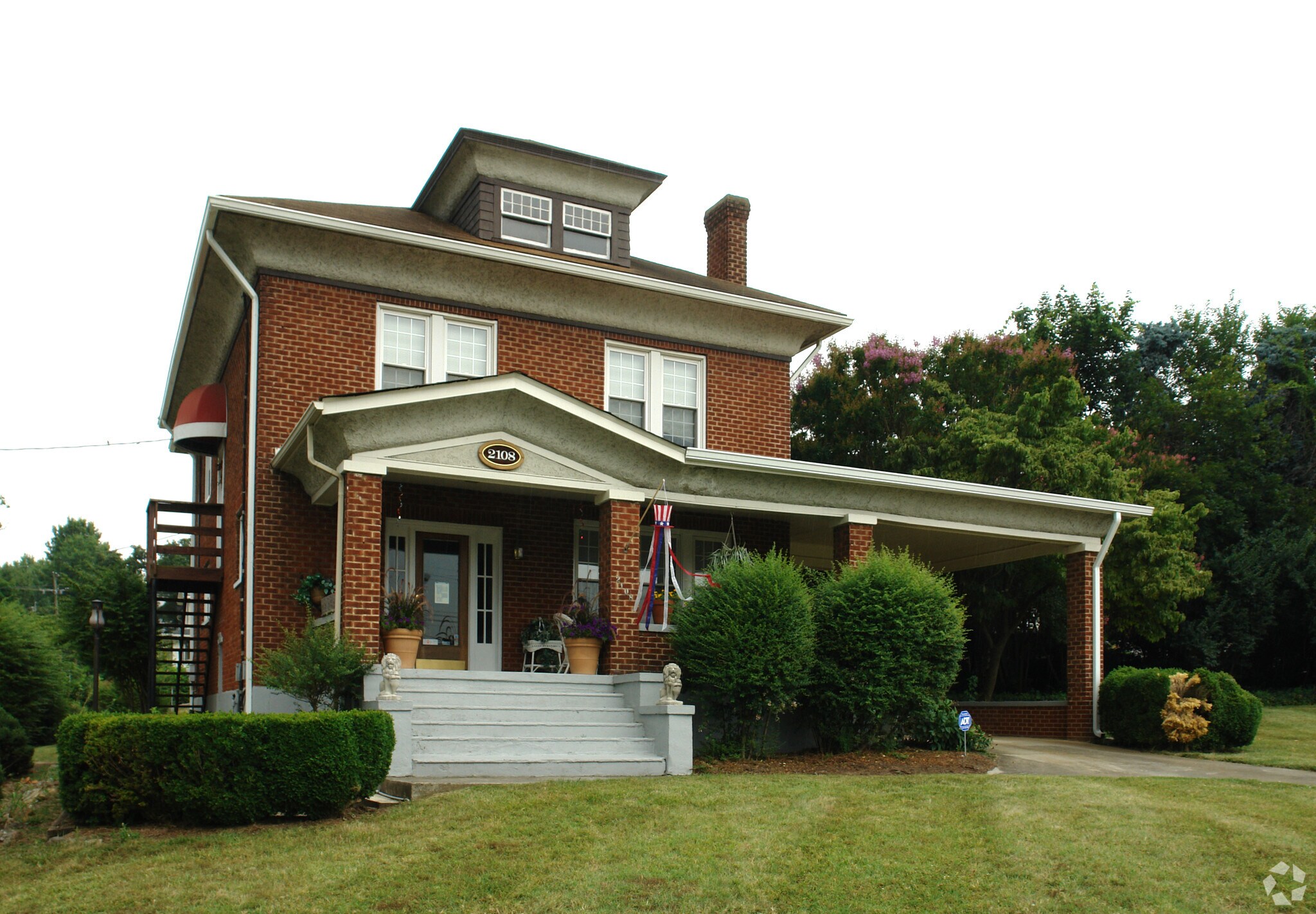 2108 Broadway Ave SW, Roanoke, VA for Sale