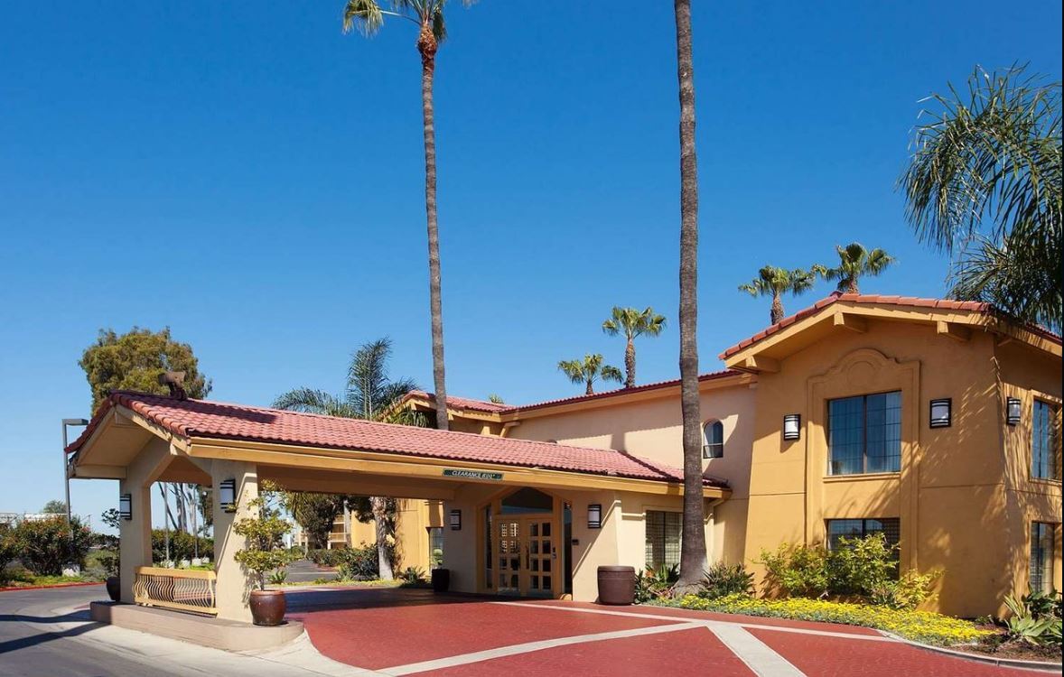 1515 S Coast Dr Costa Mesa, CA 92626 MultiFamily Property for Sale