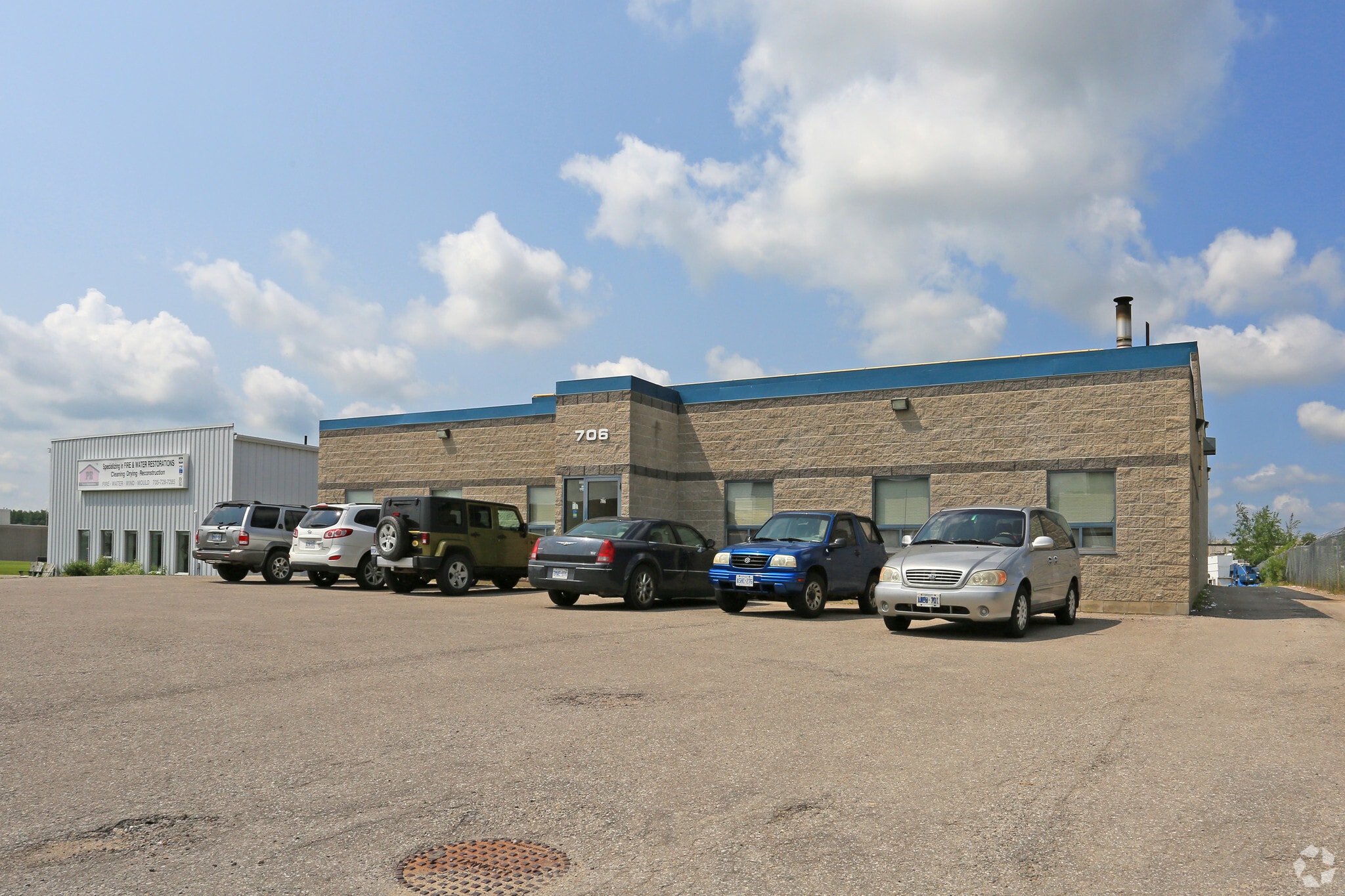 706 Bayview Dr, Barrie, ON for Sale