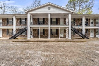 Columbus, MS Apartments - 419 10th St S