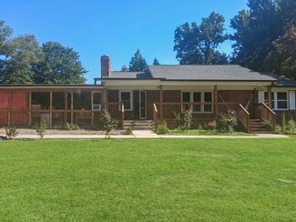 Charlotte, NC Specialty - 9902 Forest Dr
