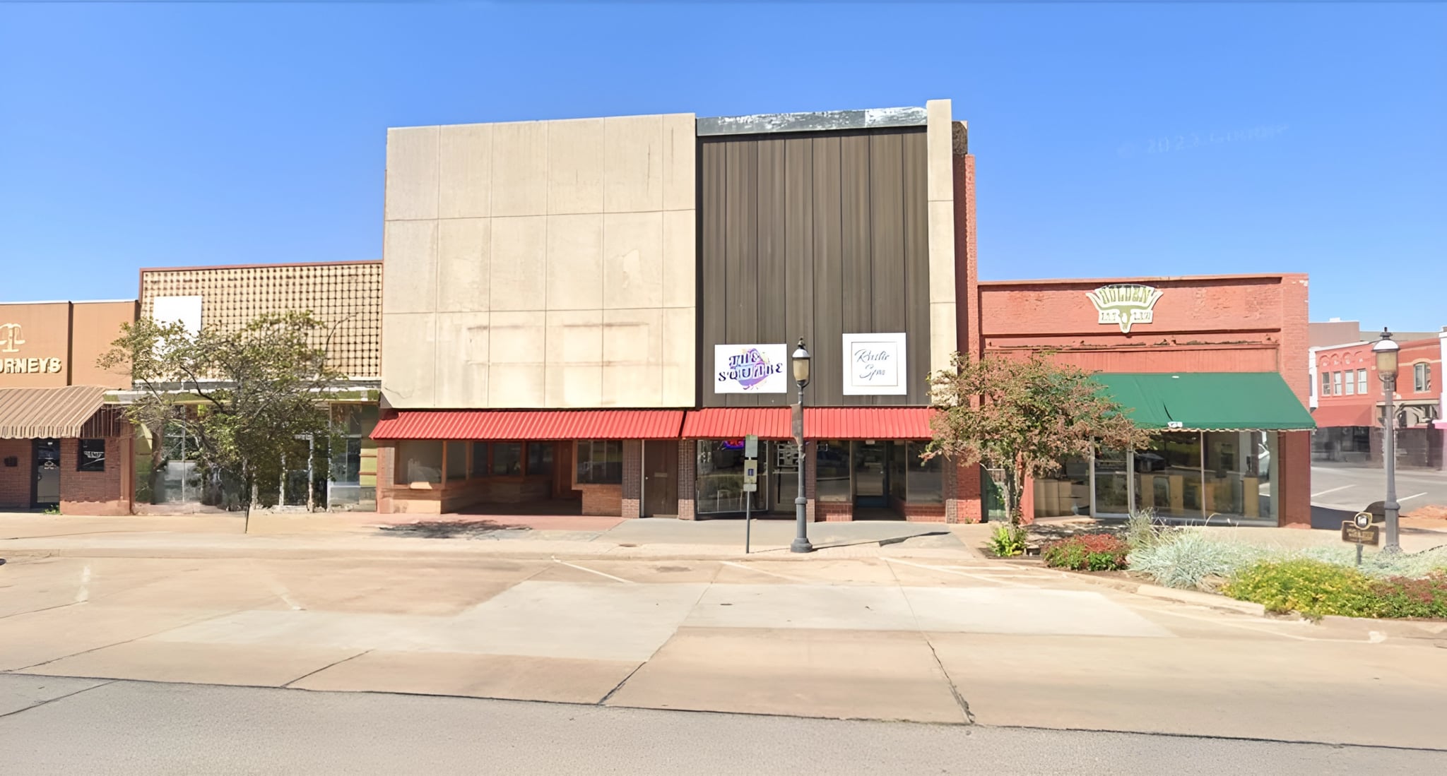 122 N Independence St, Enid, OK for Sale