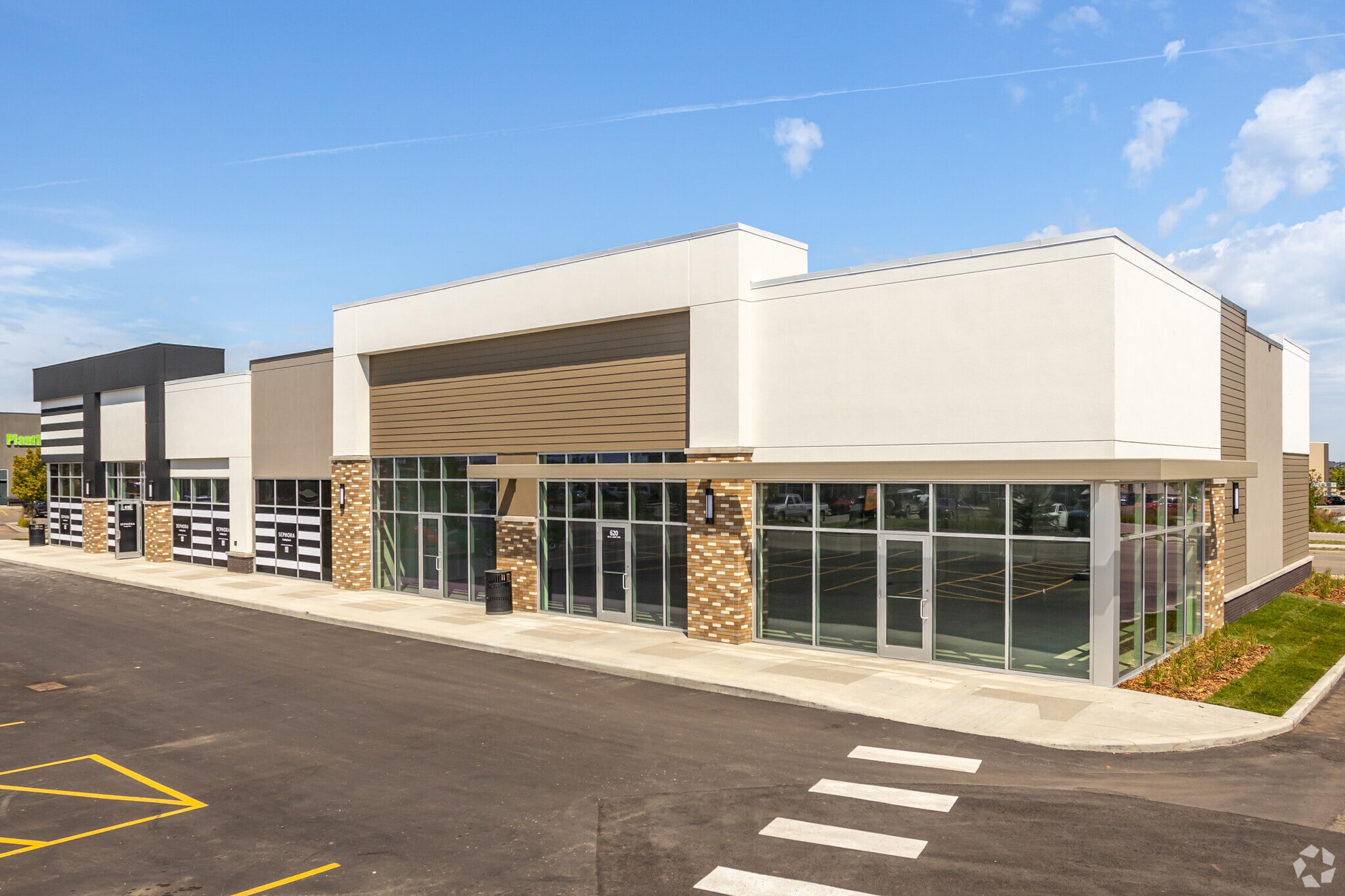 935 St Albert Trl, St. Albert, AB for Rent