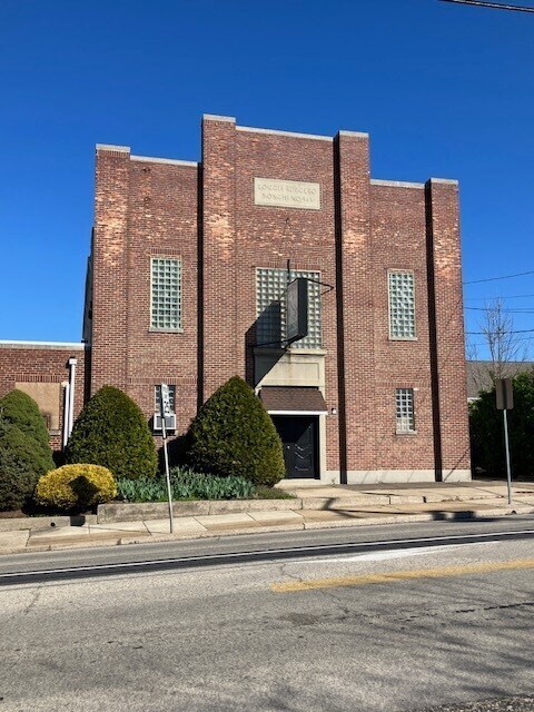 211 W Butler Ave, Ambler, PA for Rent