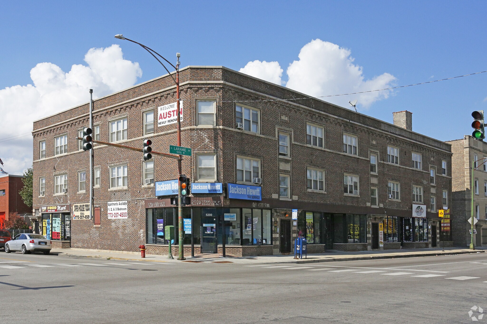 518 S Laramie Ave, Chicago, IL for Rent