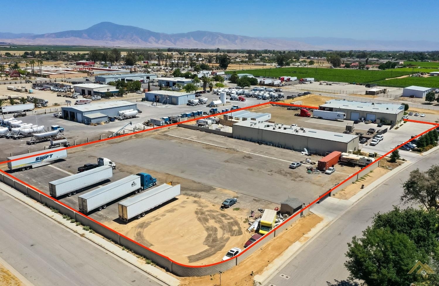 701 Rooster Dr, Bakersfield, CA for Sale