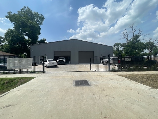 10030 Burnside Ln, Houston, TX for Rent