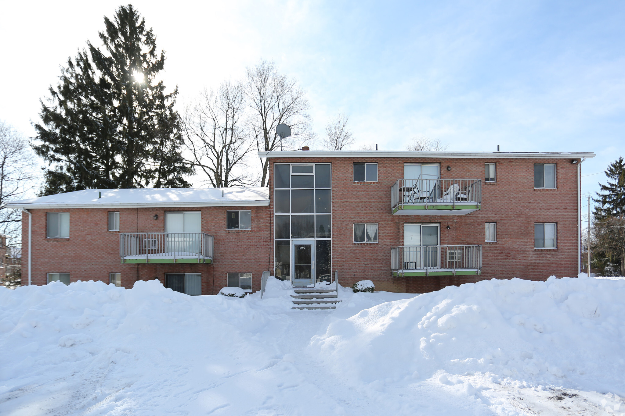 2600 Dewey Ave, Greece, NY for Sale