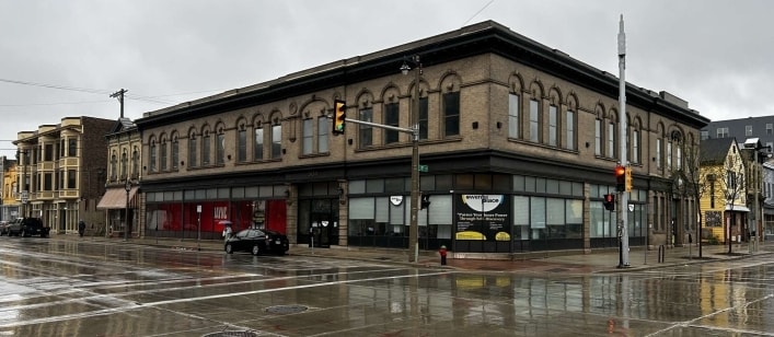 504 W National Ave, Milwaukee, WI for Rent