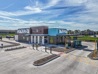 Waukee, IA Fast Food - 1005 Alice's Rd