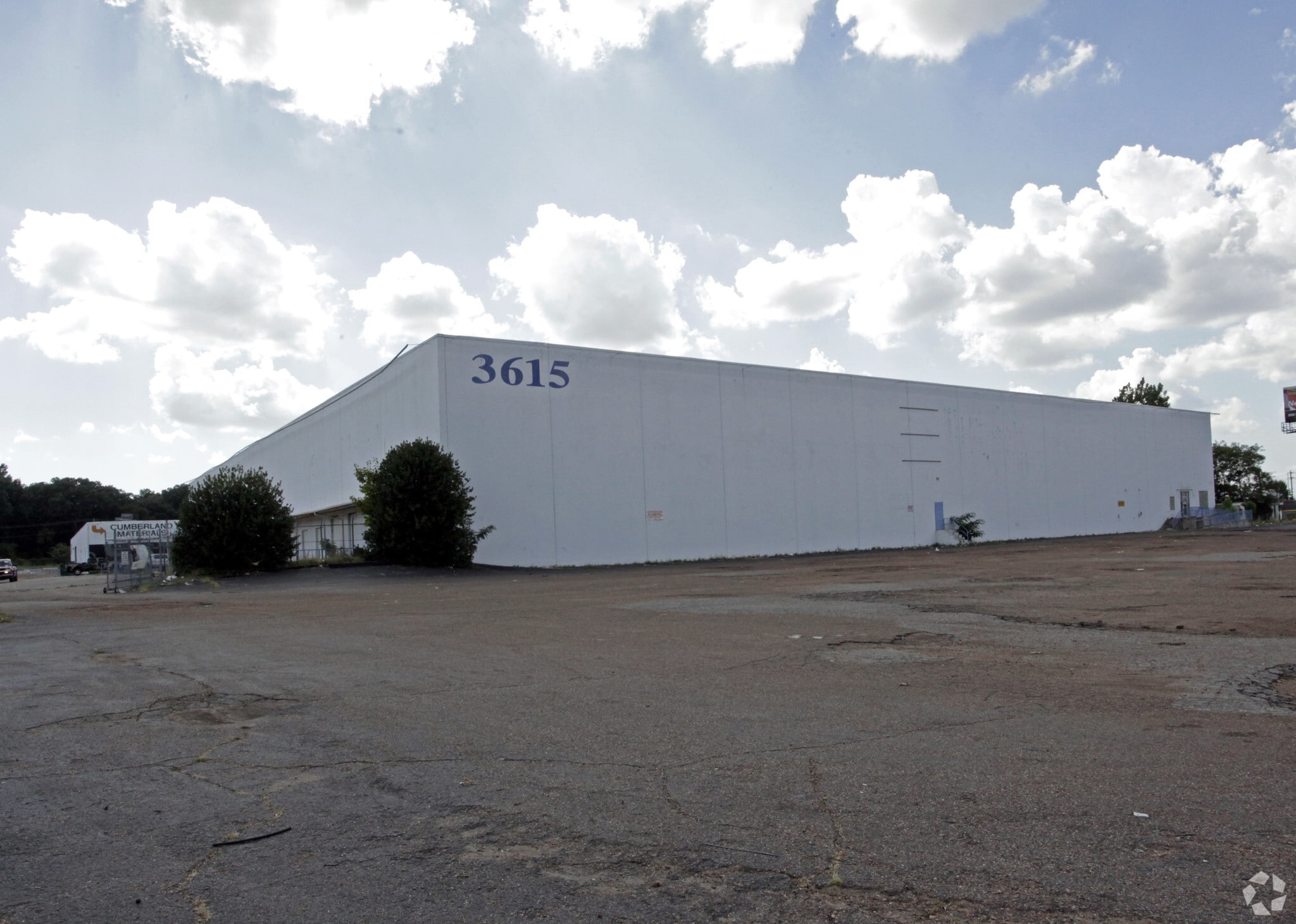 3615 Lamar Ave, Memphis, TN for Rent