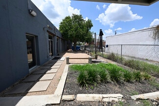 San Antonio, TX Office/Retail - 1700-1710 N Main Ave