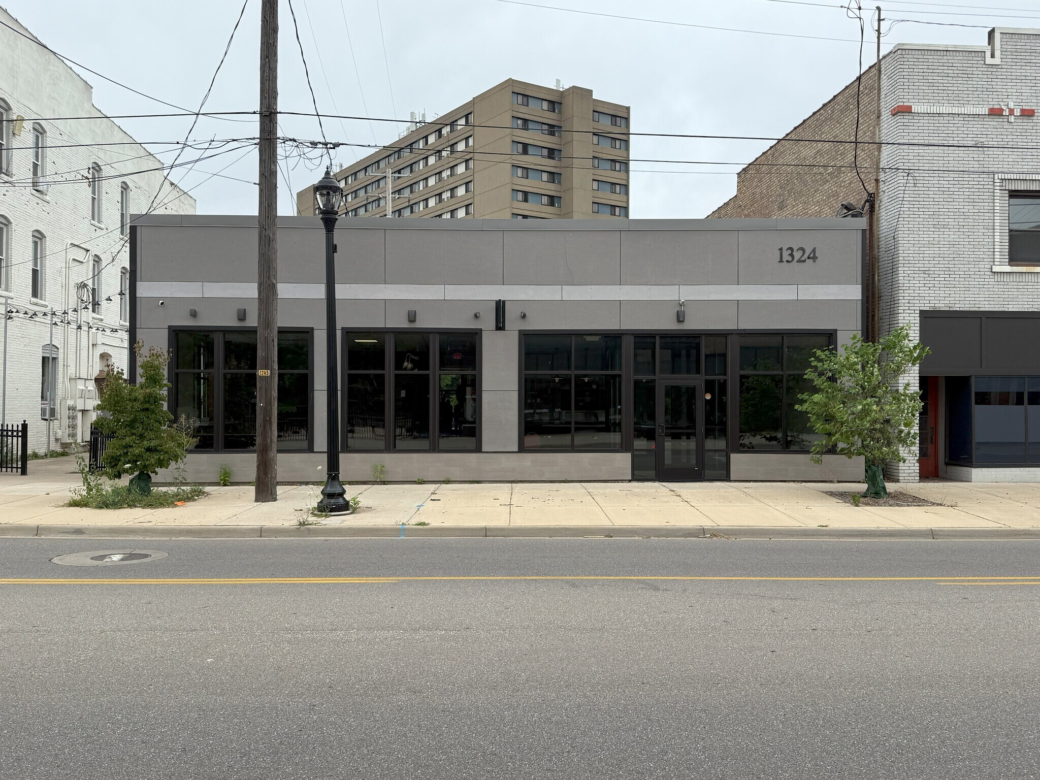 1324 Portage St, Kalamazoo, MI for Sale