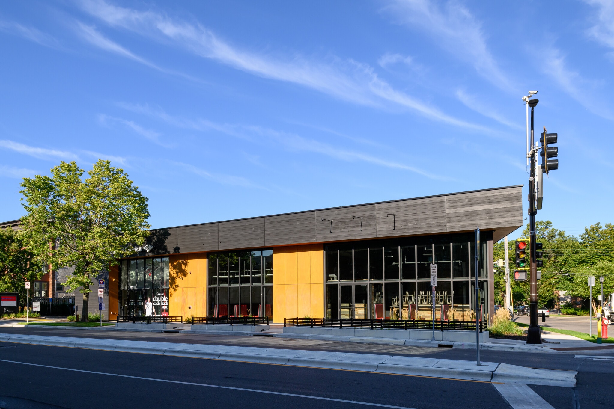 2700 Hennepin Ave, Minneapolis, MN for Rent