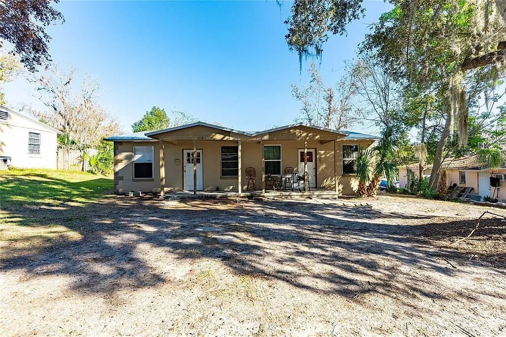 212 Oakland Ave, Brooksville, FL for Sale