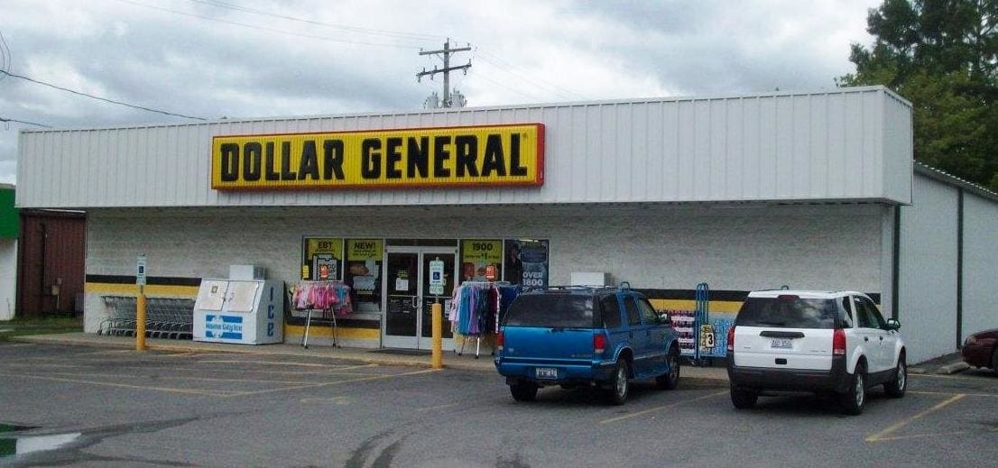 401 N Mine St, Sandoval, IL for Sale