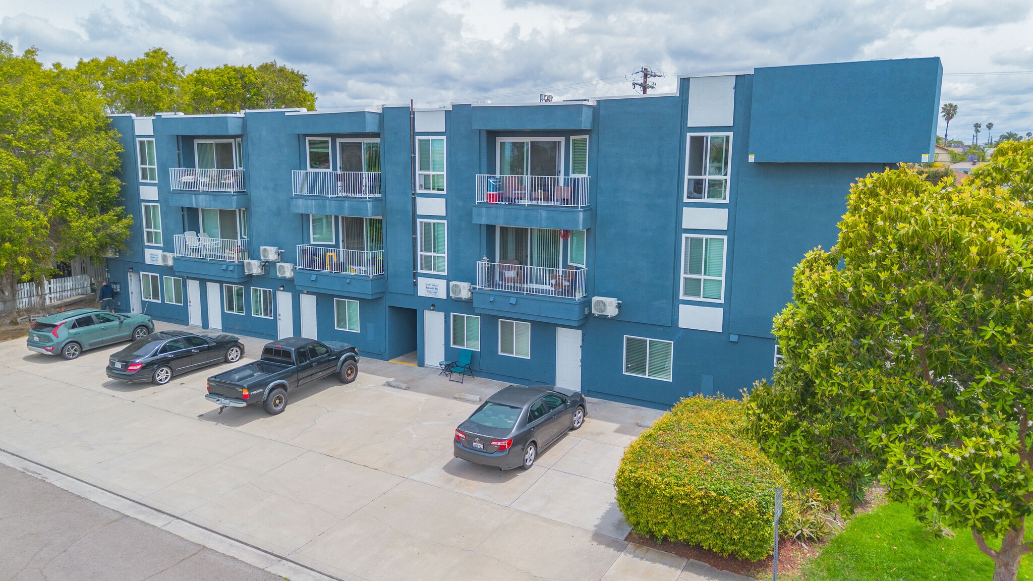 2120 Mission Ave, San Diego, CA for Sale