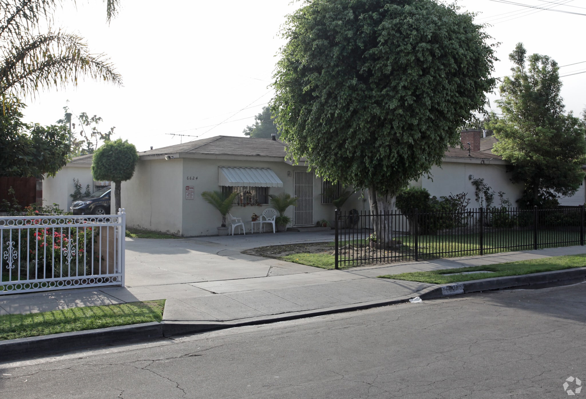6624 Flora Ave, Bell, CA for Sale