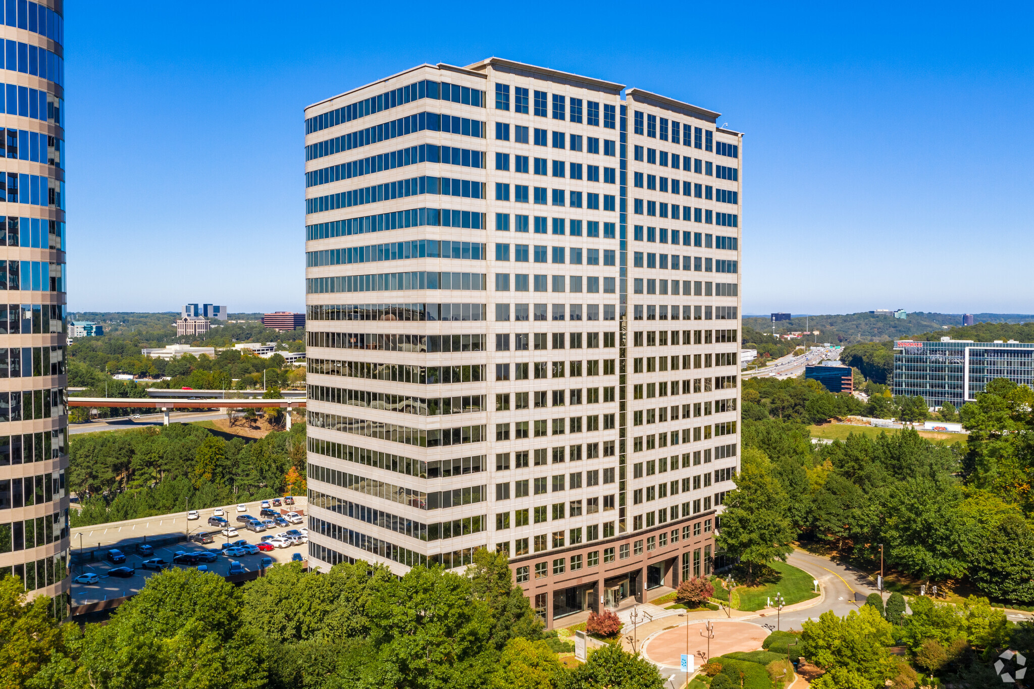 400 Galleria Pky SE, Atlanta, GA for Rent