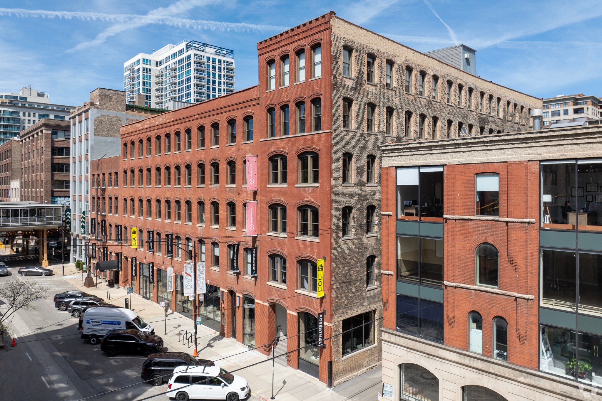 212 W Superior St, Chicago, IL for Rent