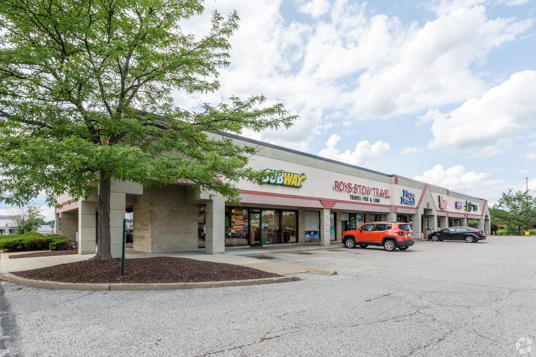 911 GRAHAM Rd, Stow, OH for Rent