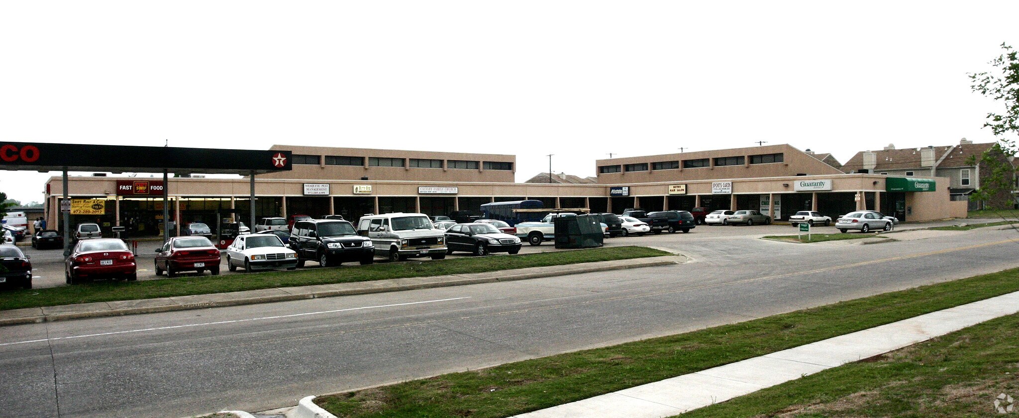 801 Kearney St W, Mesquite, TX for Rent