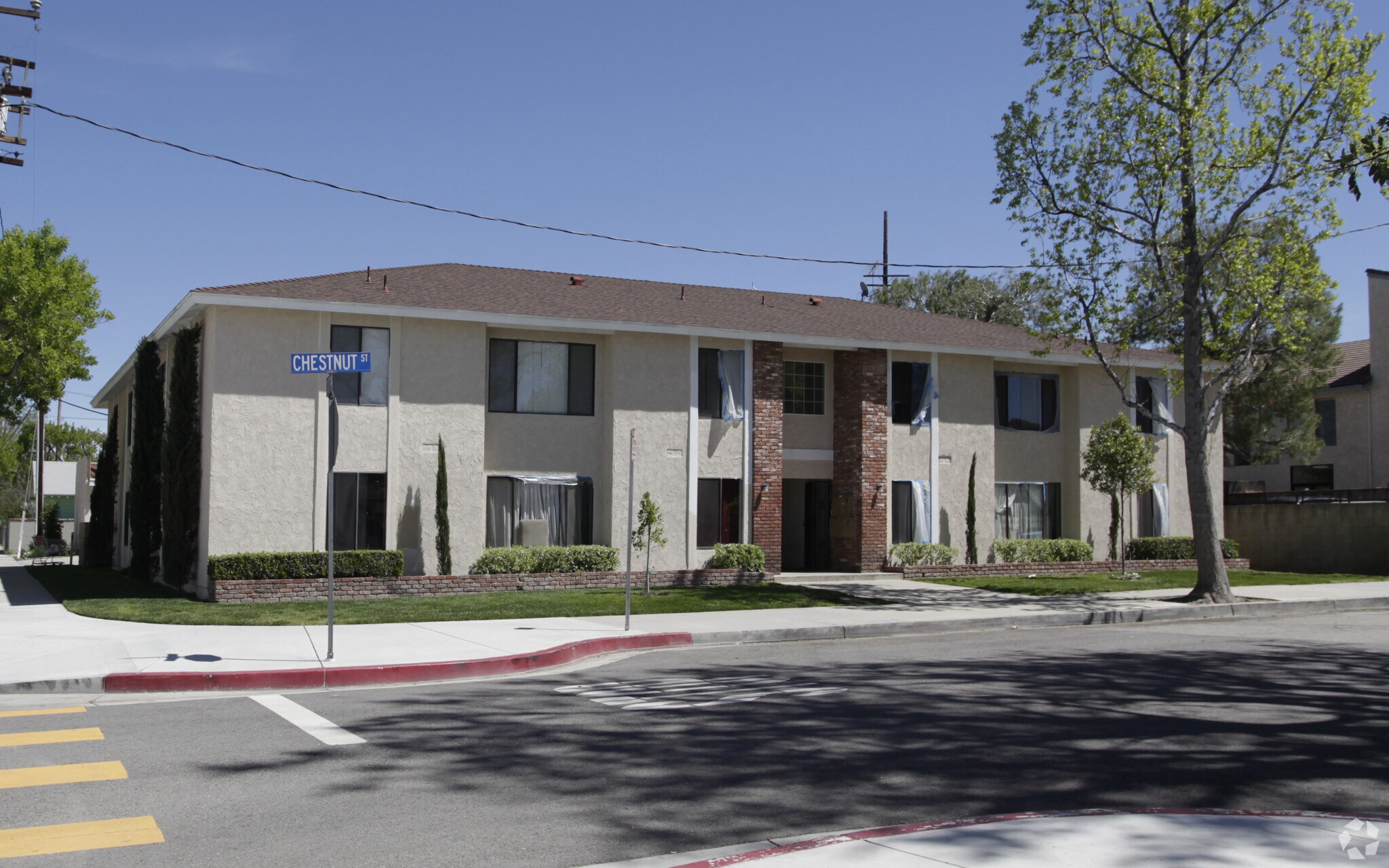 24522 Chestnut St, Newhall, CA for Sale