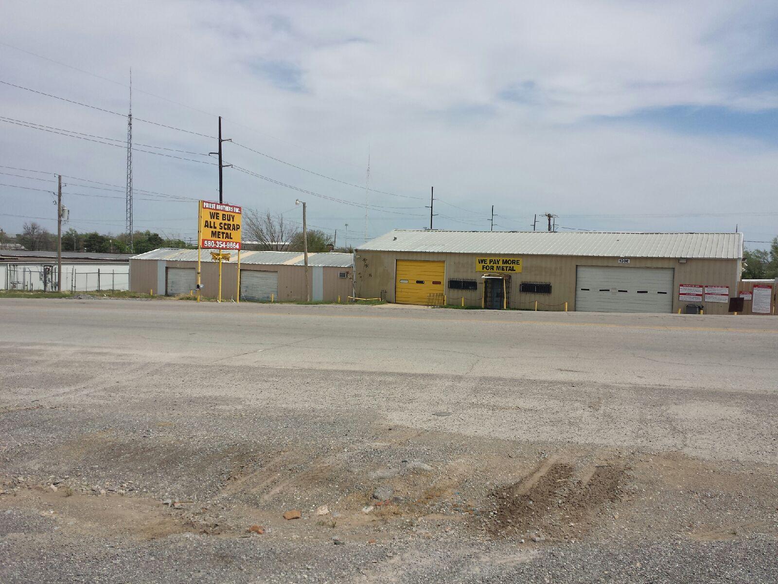 1302 SW 2nd St, Lawton, OK for Sale
