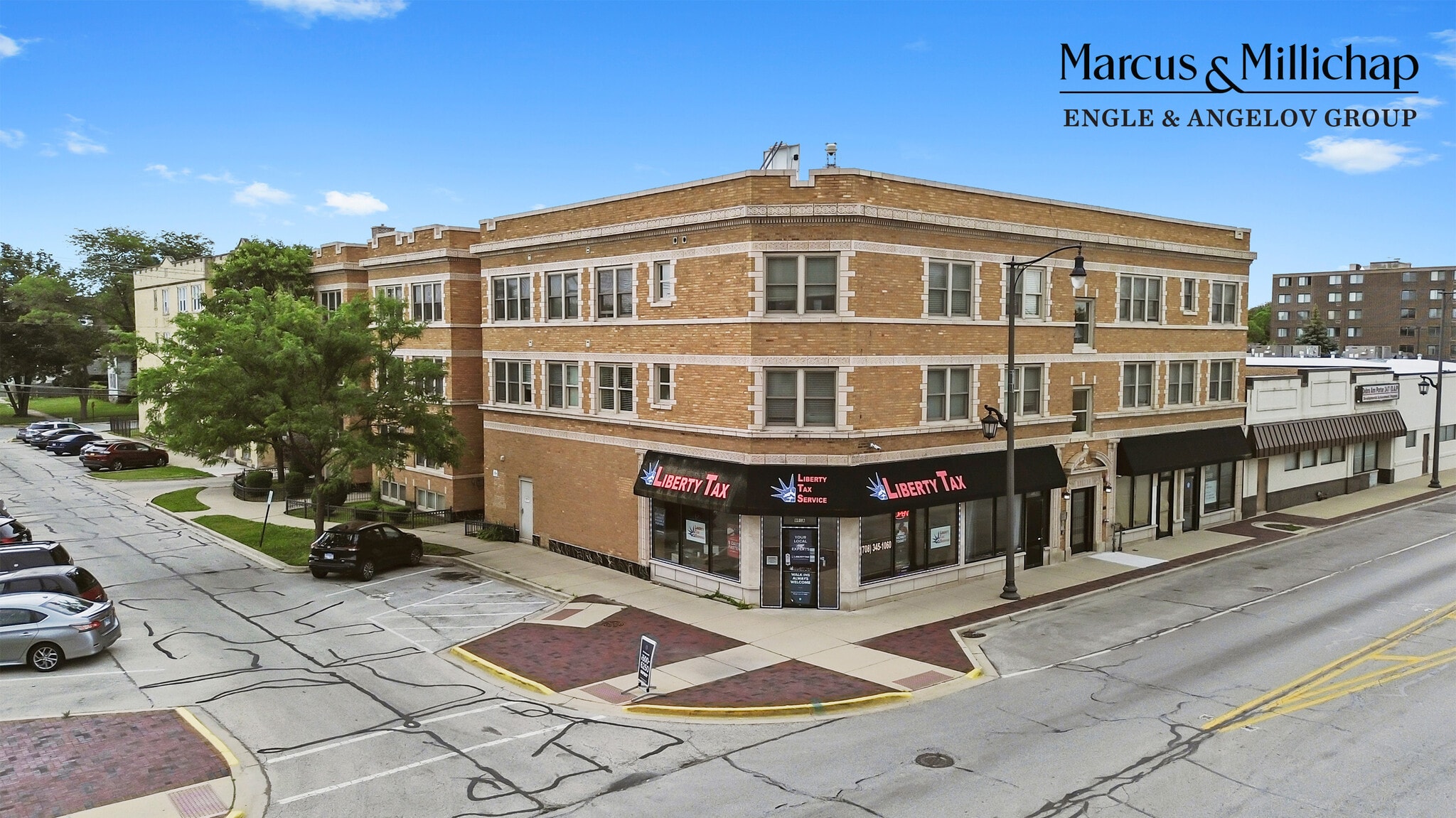 901-905 S 5th Ave, Maywood, IL for Sale
