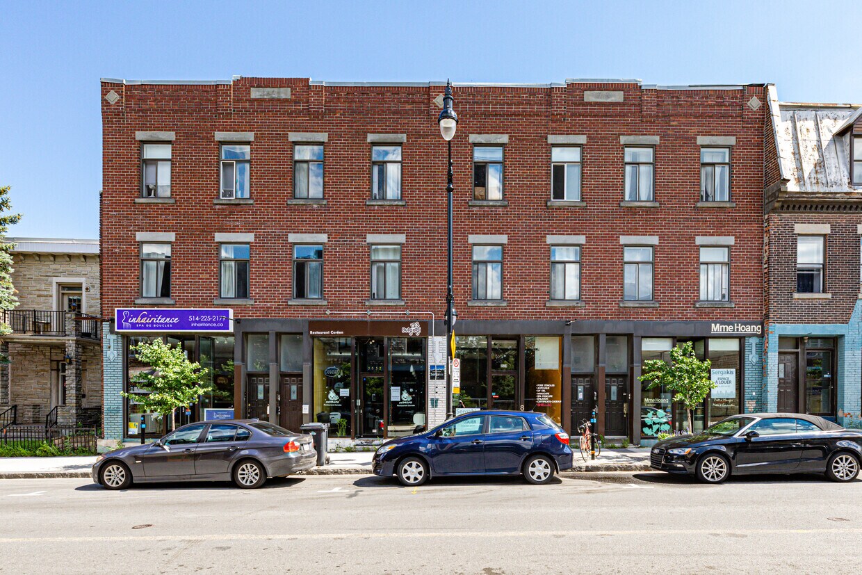 3522-3544 Rue Notre-Dame O, Montréal, QC for Rent