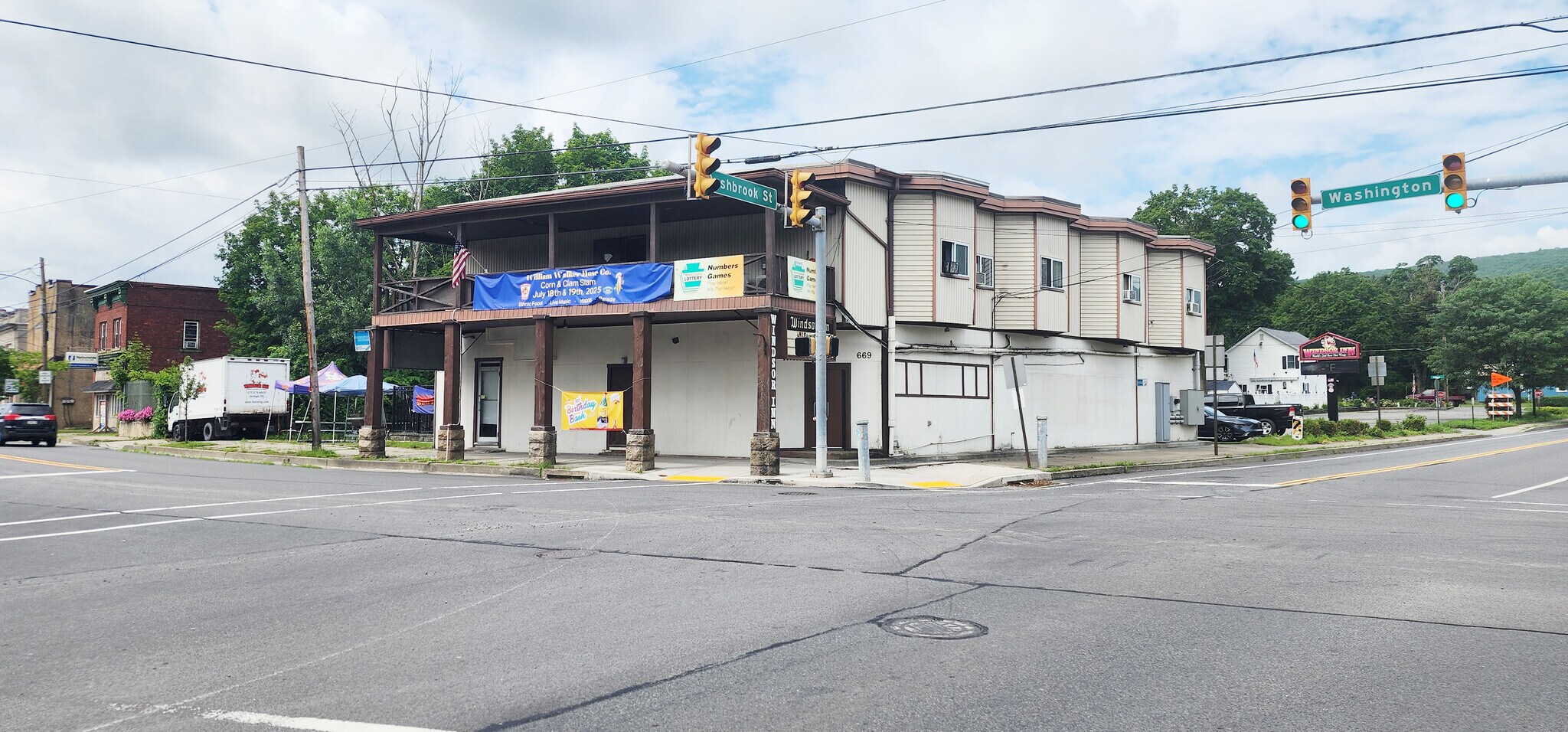 669 Washington Ave, Jermyn, PA for Sale