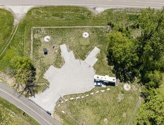 Lawrence, KS Specialty - 23849 Stillwell Rd