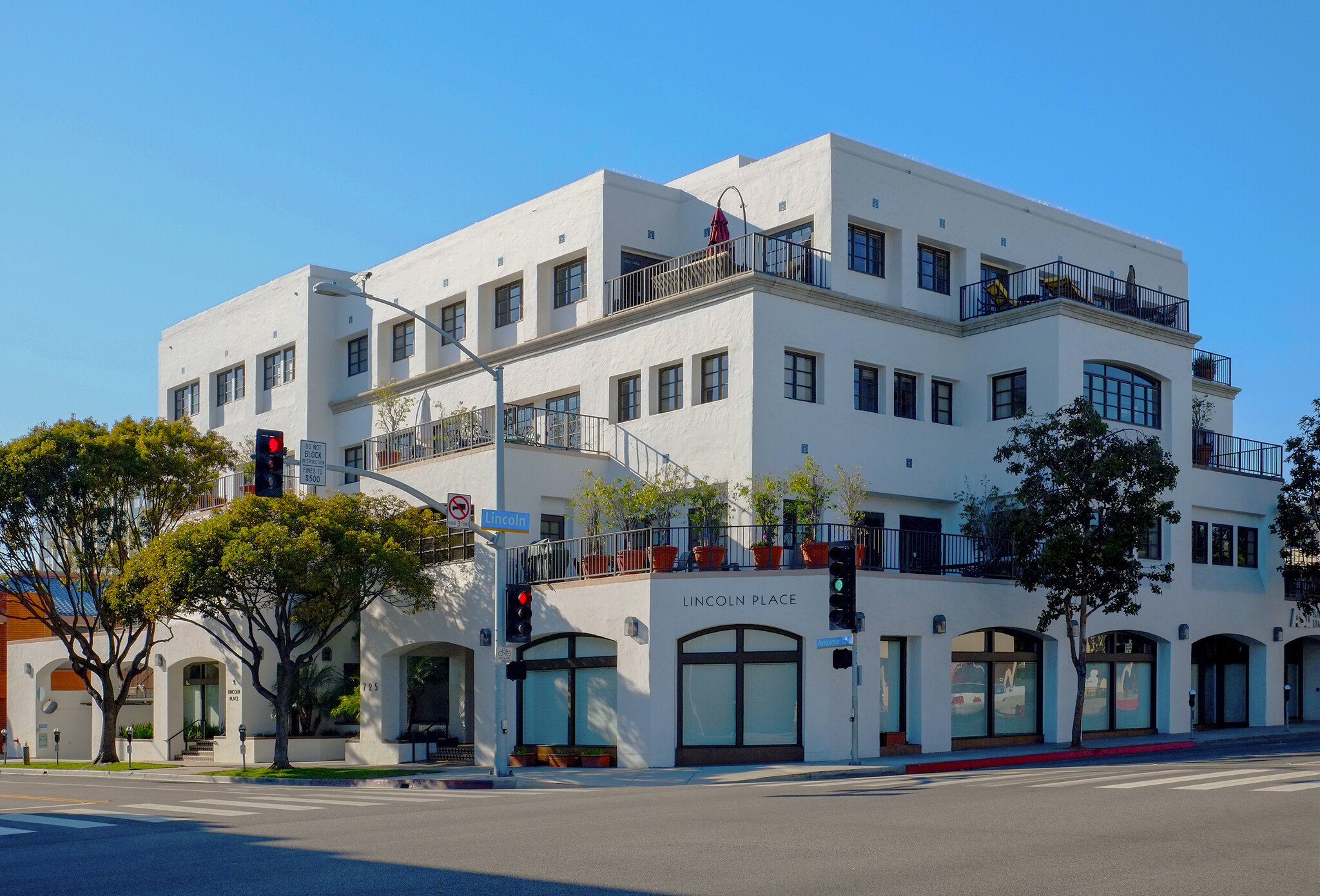 725 Arizona Ave, Santa Monica, CA for Rent