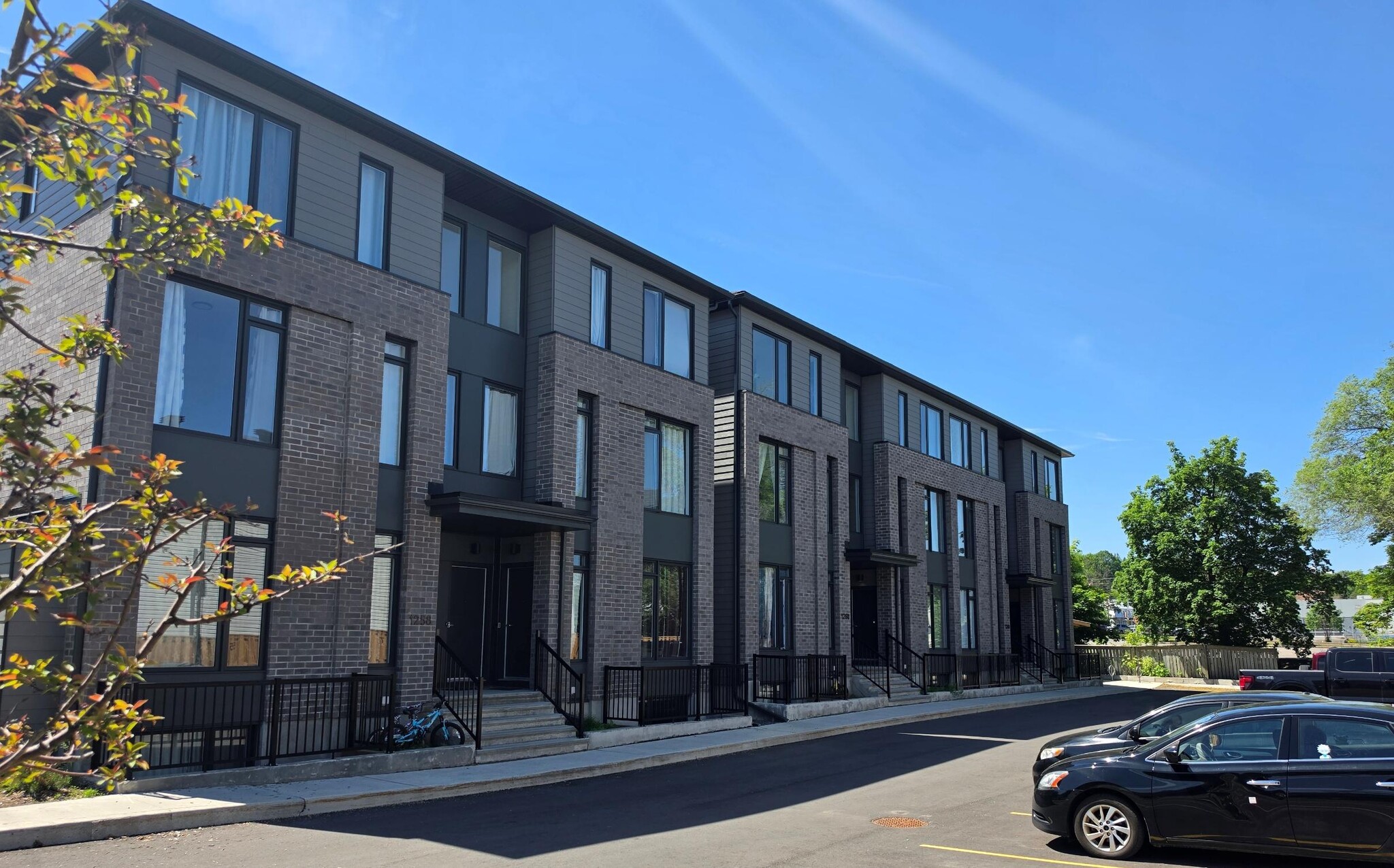 1258-1260 Marenger St, Orleans, ON for Sale