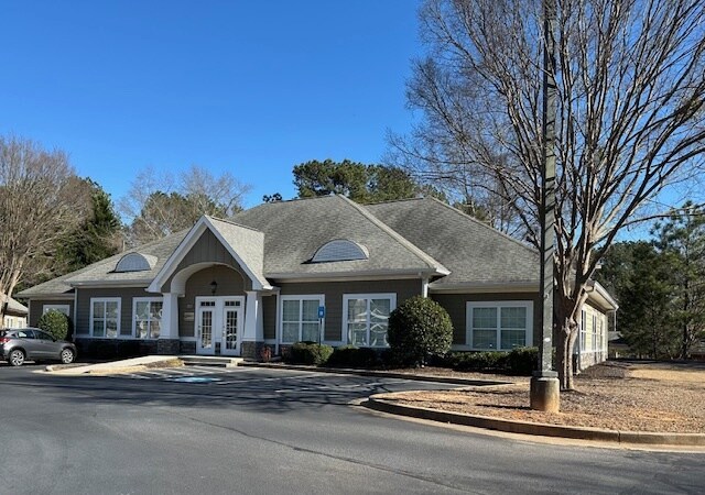 1015 Tyrone Rd, Tyrone, GA for Rent