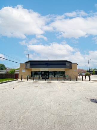 Skokie, IL Convenience Store - 7950 Crawford Ave