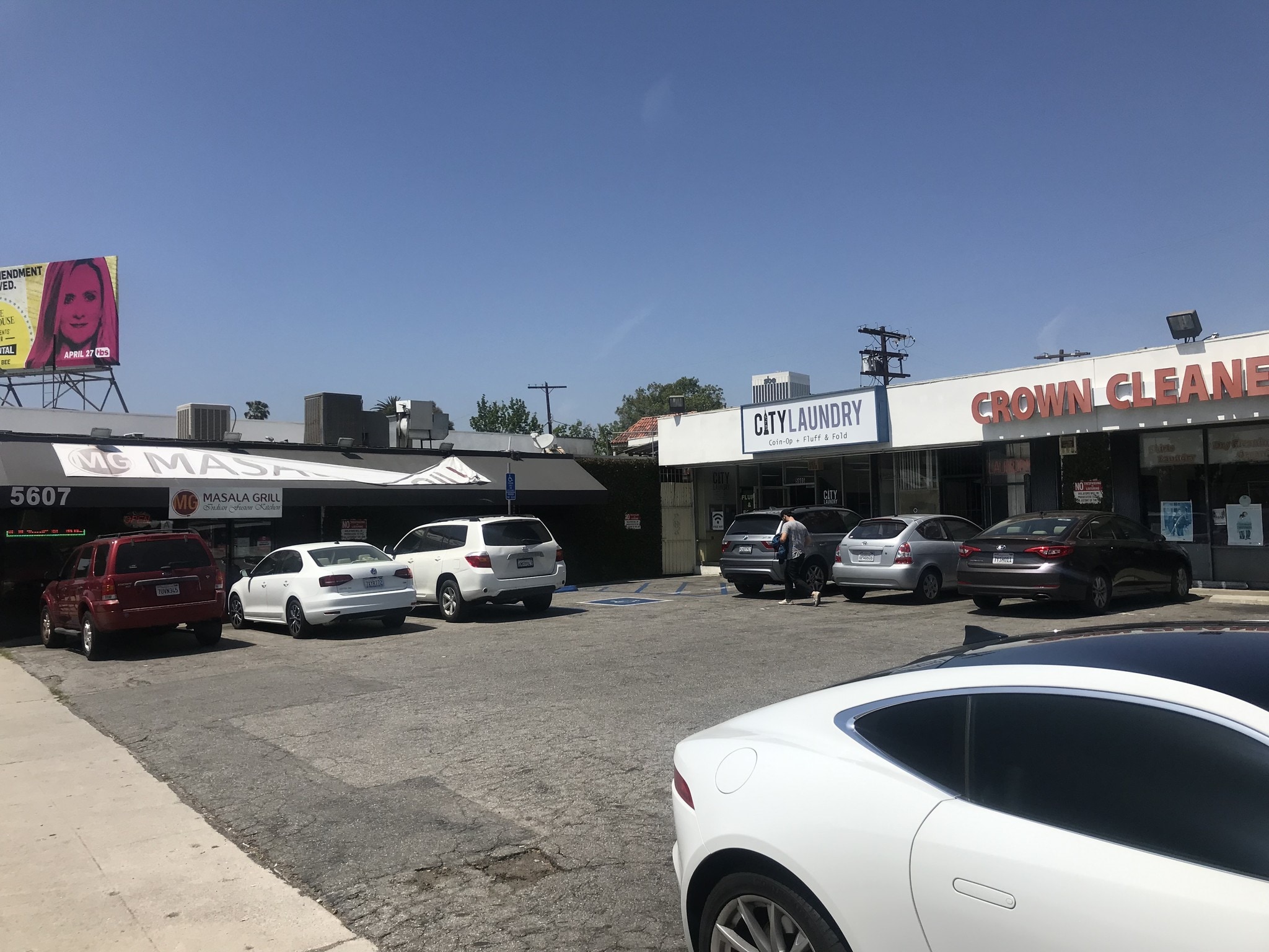 5601-5607 W San Vicente Blvd, Los Angeles, CA for Rent