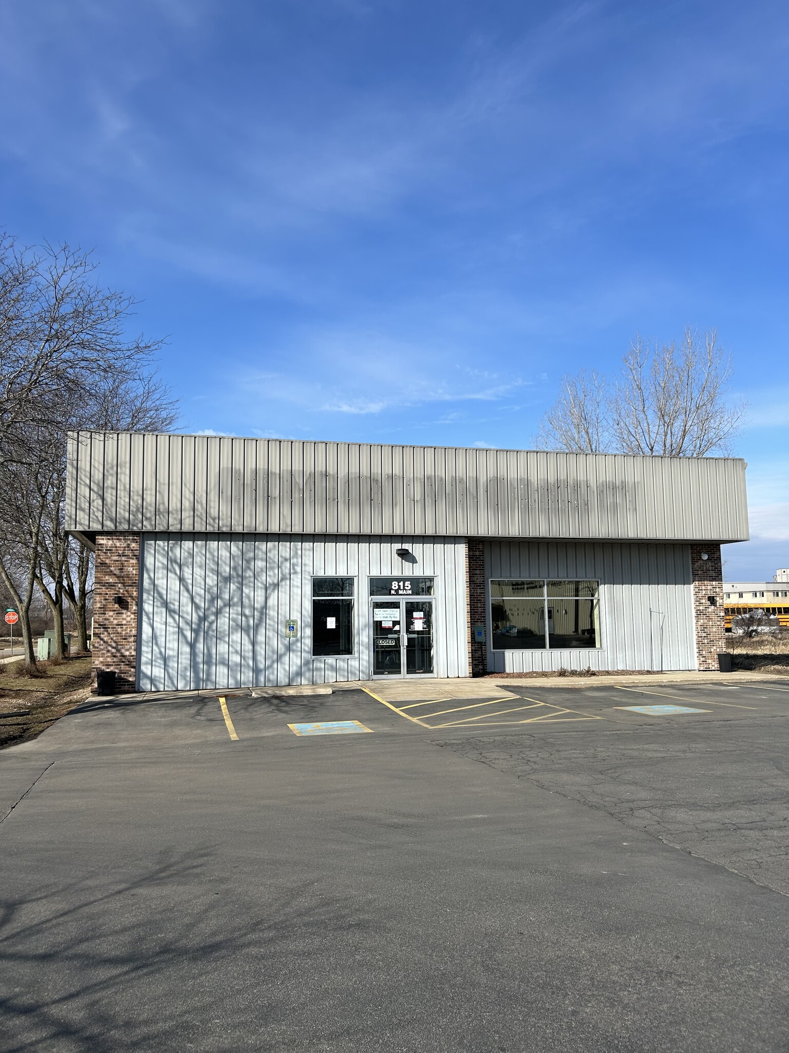 815 N Main St, Oregon, WI for Rent