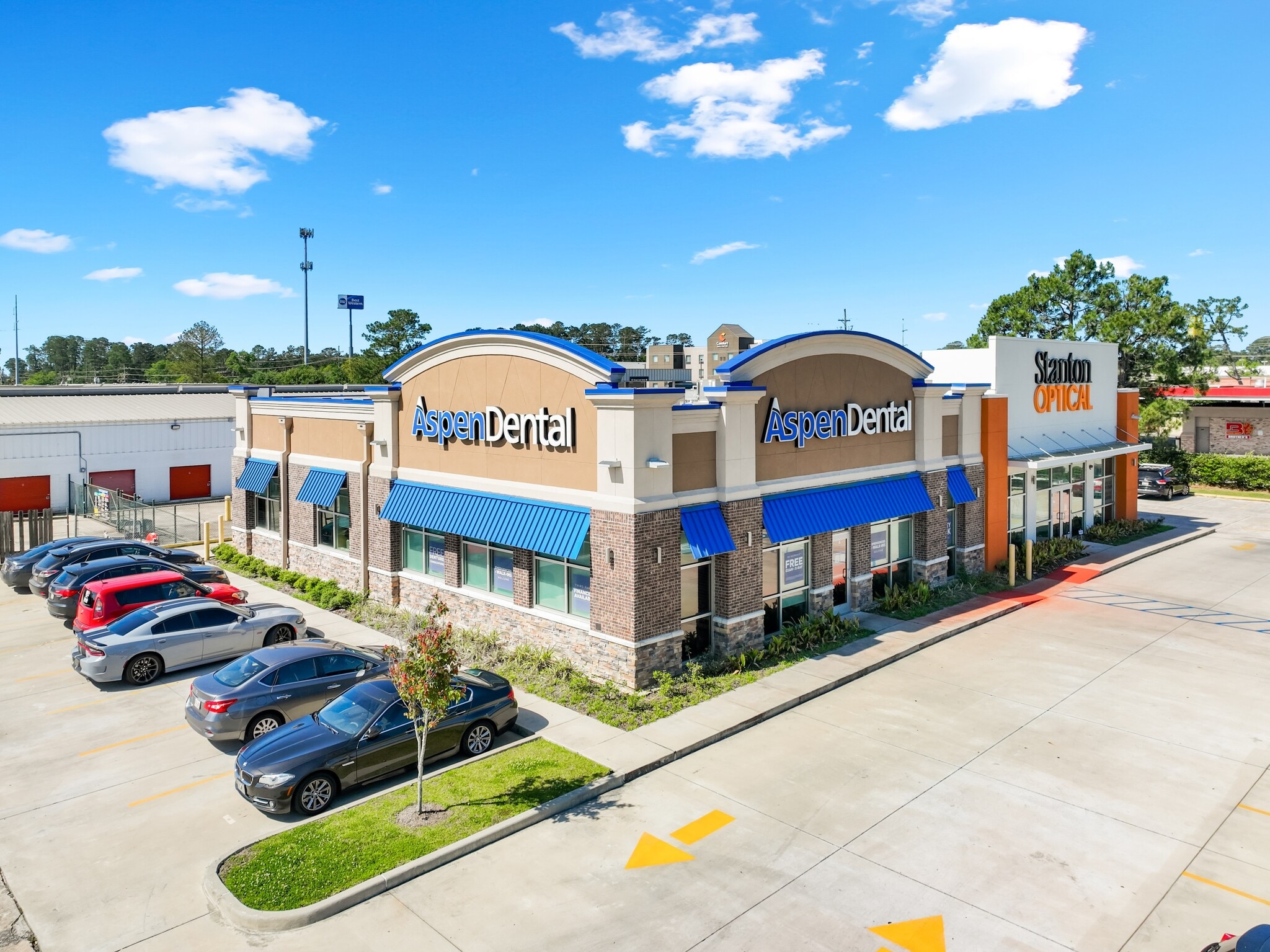 1677 Gause Blvd Slidell, LA 70458 Retail Property for Lease on