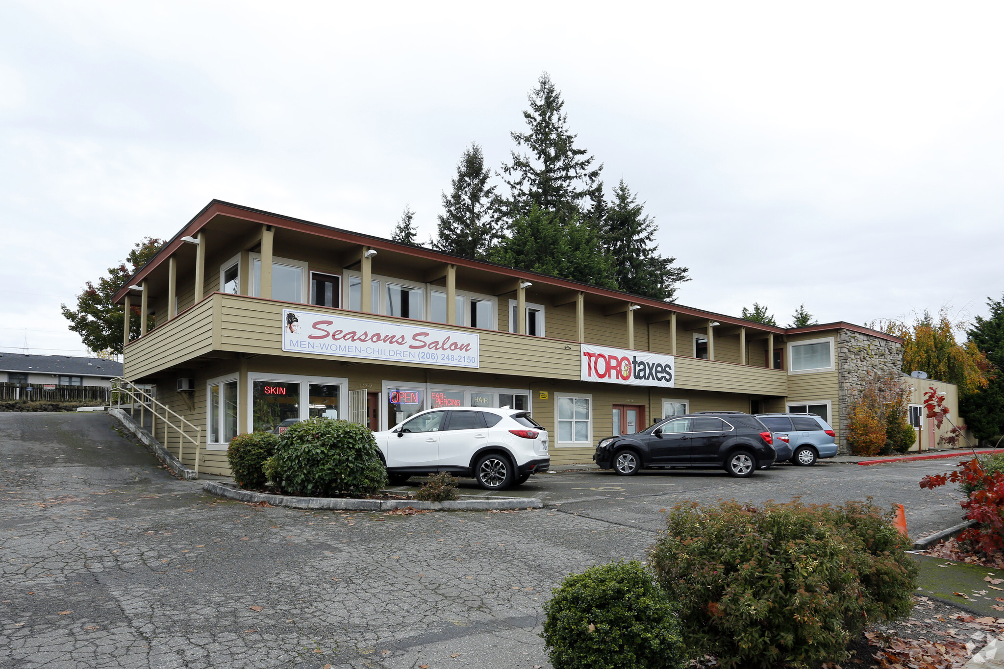 14235-14237 Ambaum Blvd SW, Burien, WA for Sale