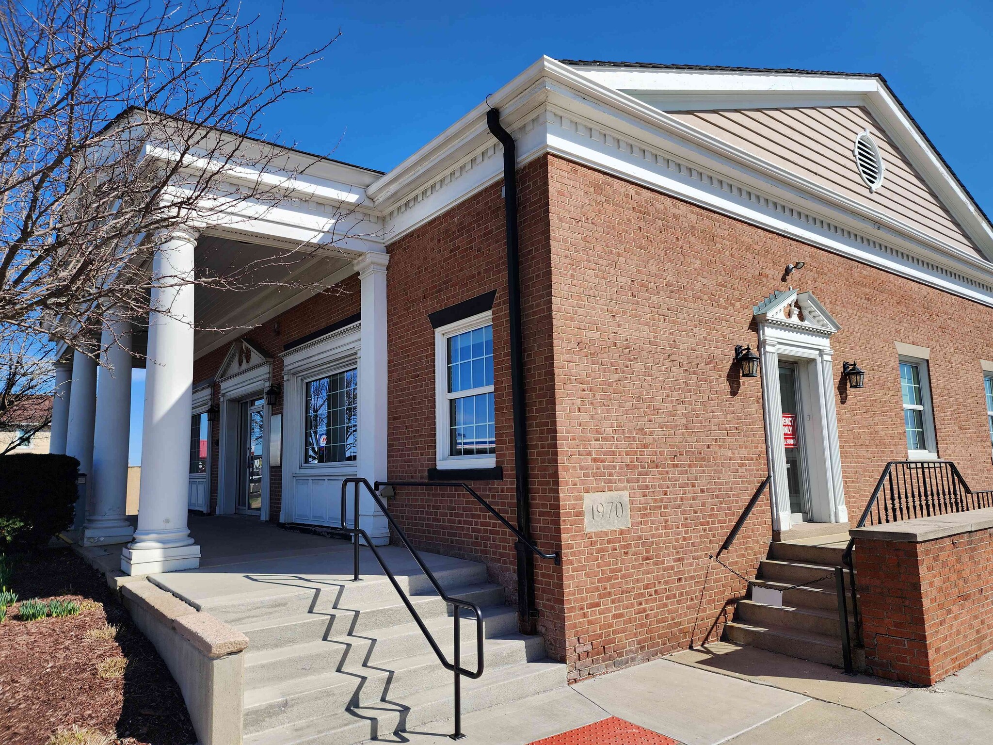 600 Main St, Wintersville, OH for Sale