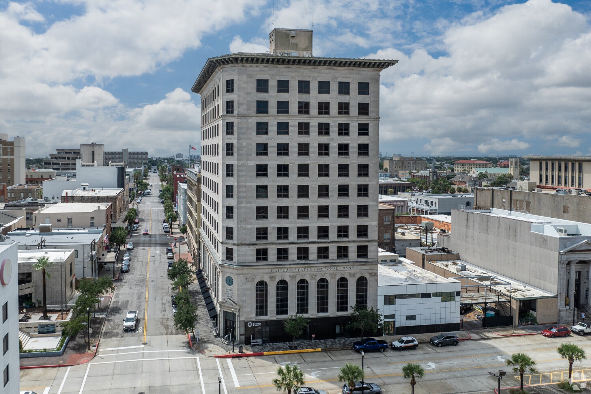 2201 Market St, Galveston, TX for Sale