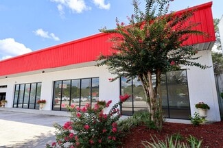 Savannah, GA Retail - 111 W Derenne Ave