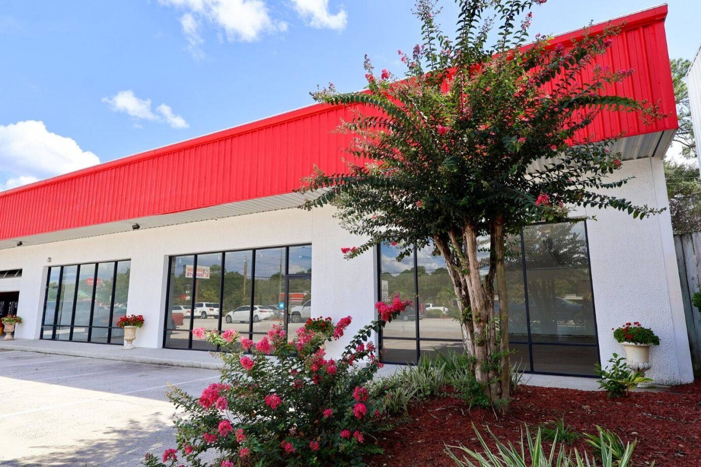 111 W Derenne Ave, Savannah, GA for Rent