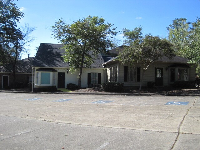 550 Fairburn Rd SW, Atlanta, GA for Rent
