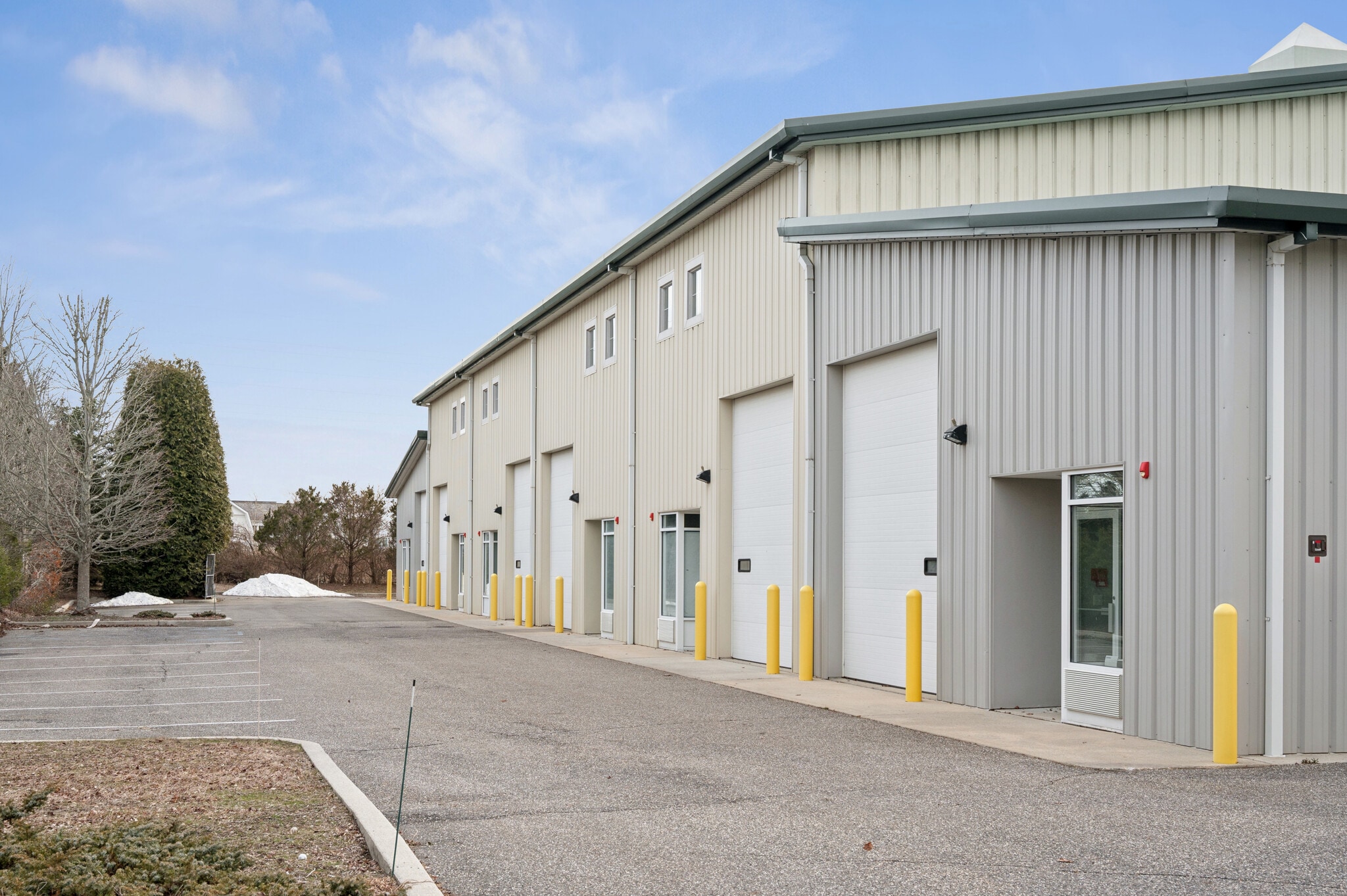 1 Leecon Ct, Southampton, NY for Rent