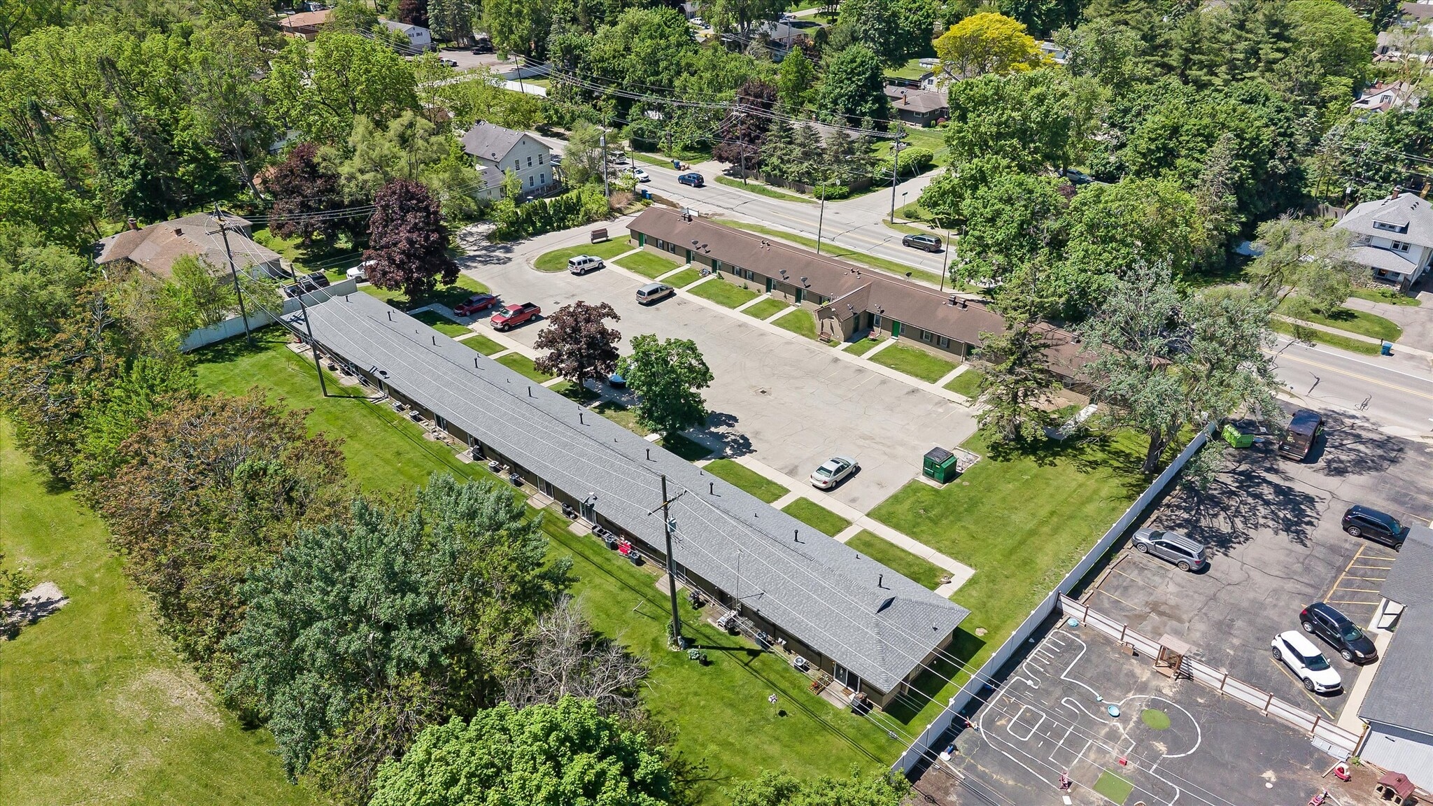 4144 Airport Rd, Waterford, MI for Sale