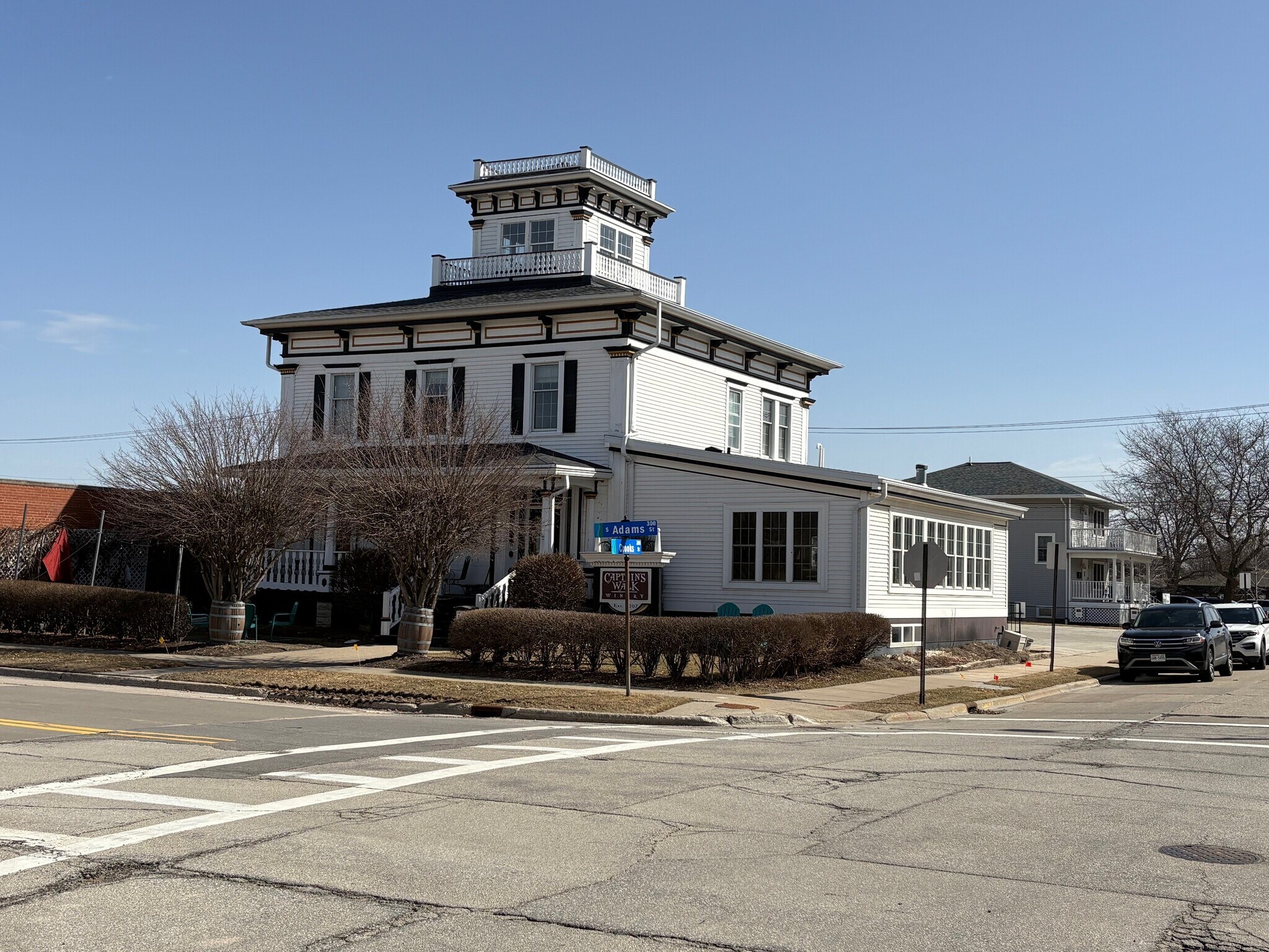 345 S Adams St, Green Bay, WI for Sale